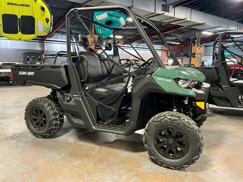 2025 Can-Am Defender DPS HD7 in Brenham, Texas