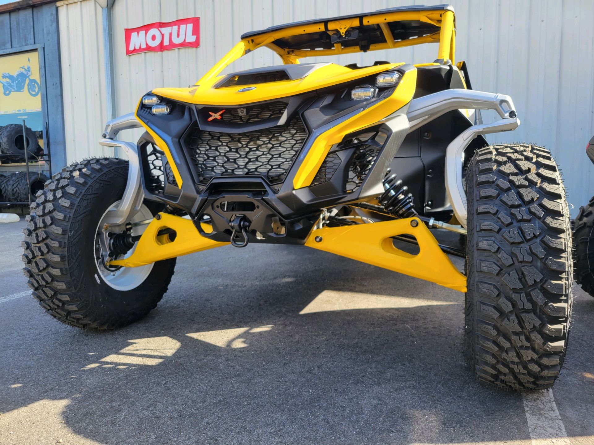 2024 Can-Am Maverick R X RS with Smart-Shox 999T DCT in Paso Robles, California - Photo 8