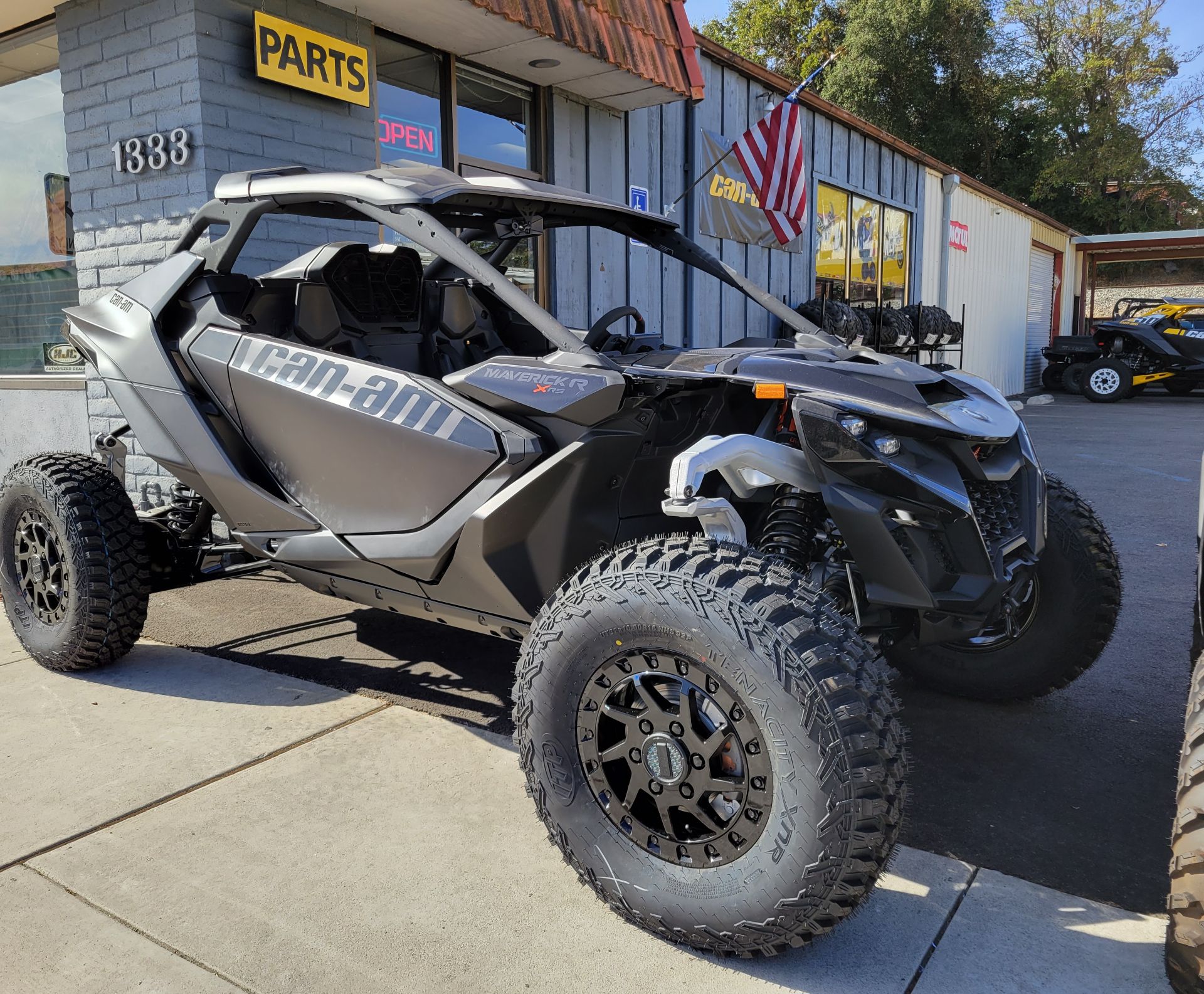 2024 Can-Am Maverick R X RS with Smart-Shox in Paso Robles, California - Photo 3