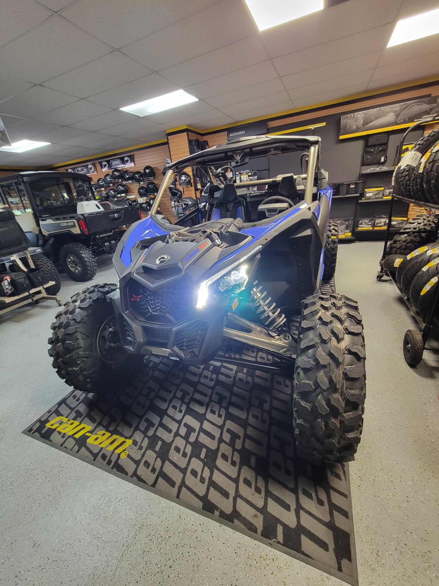 2024 Can-Am Maverick X3 X RS Turbo RR with Smart-Shox in Paso Robles, California - Photo 7