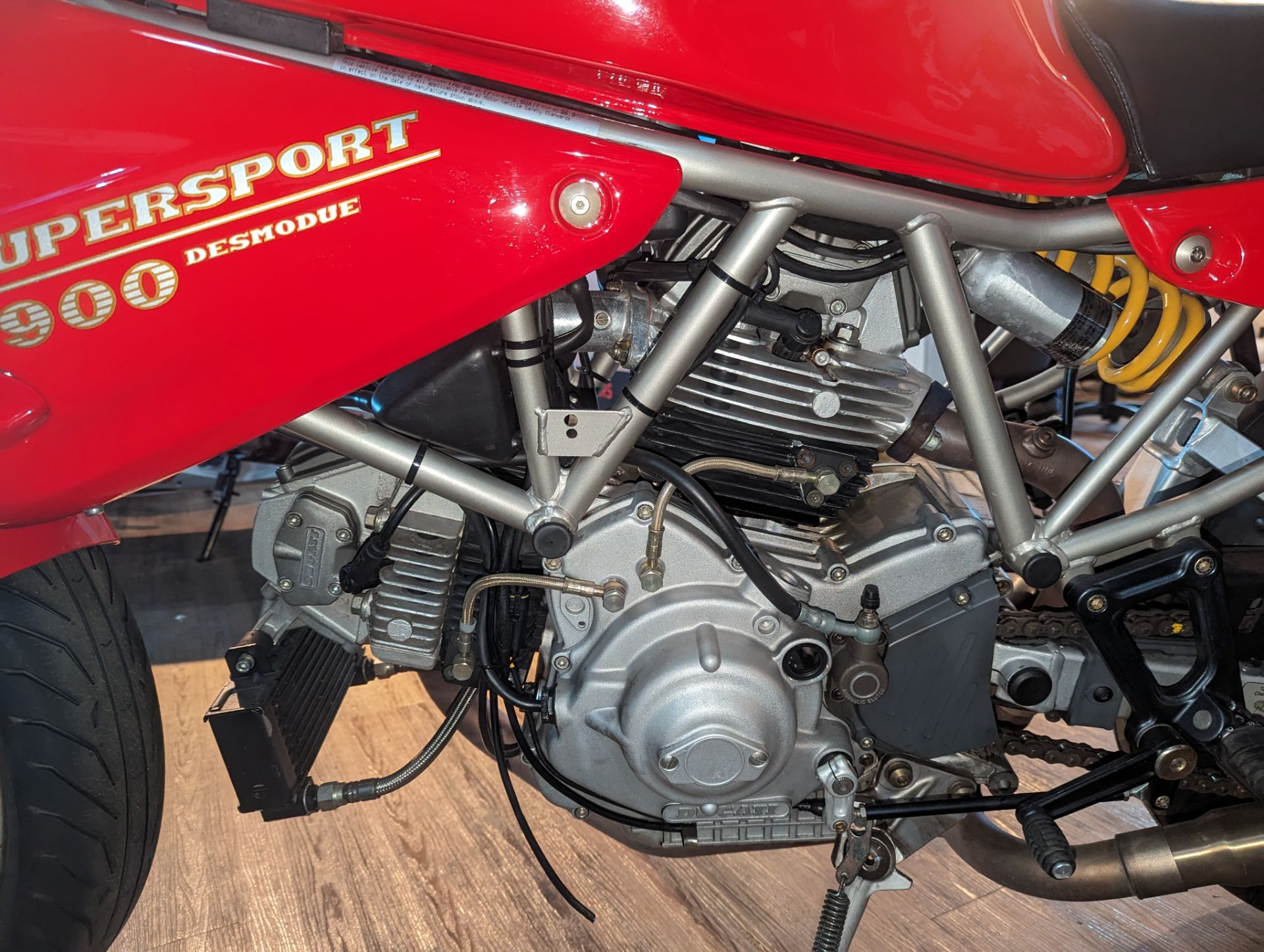 1995 Ducati 900 SS Supersport in Denver, Colorado - Photo 3