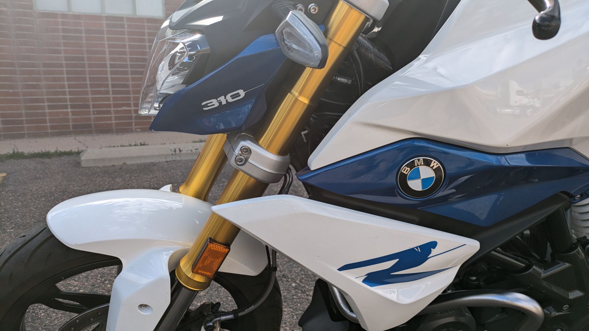 2021 BMW G 310 R in Denver, Colorado - Photo 2