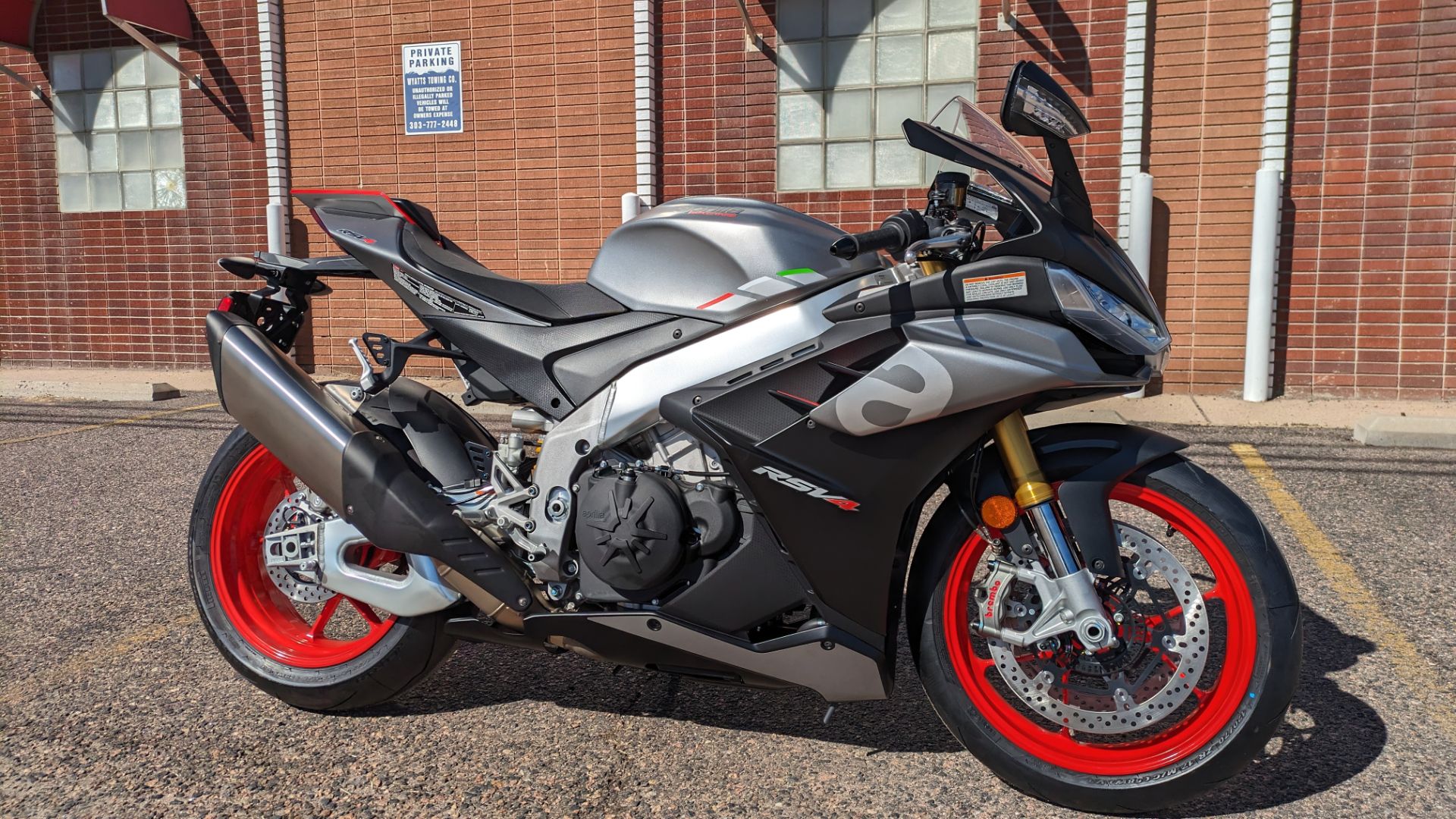 2024 Aprilia RSV4 1100 in Denver, Colorado - Photo 2