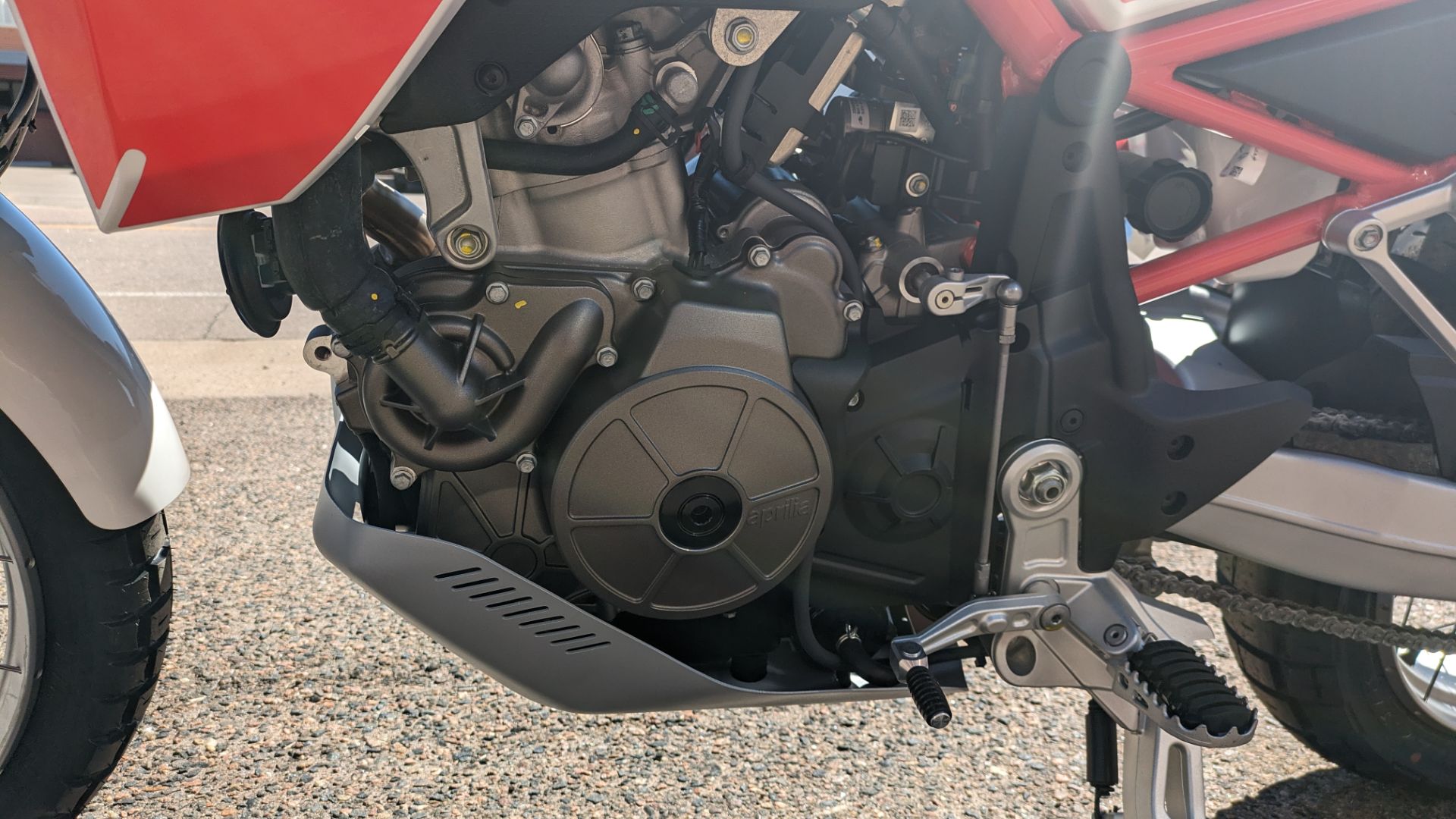 2024 Aprilia Tuareg 660 in Denver, Colorado - Photo 17