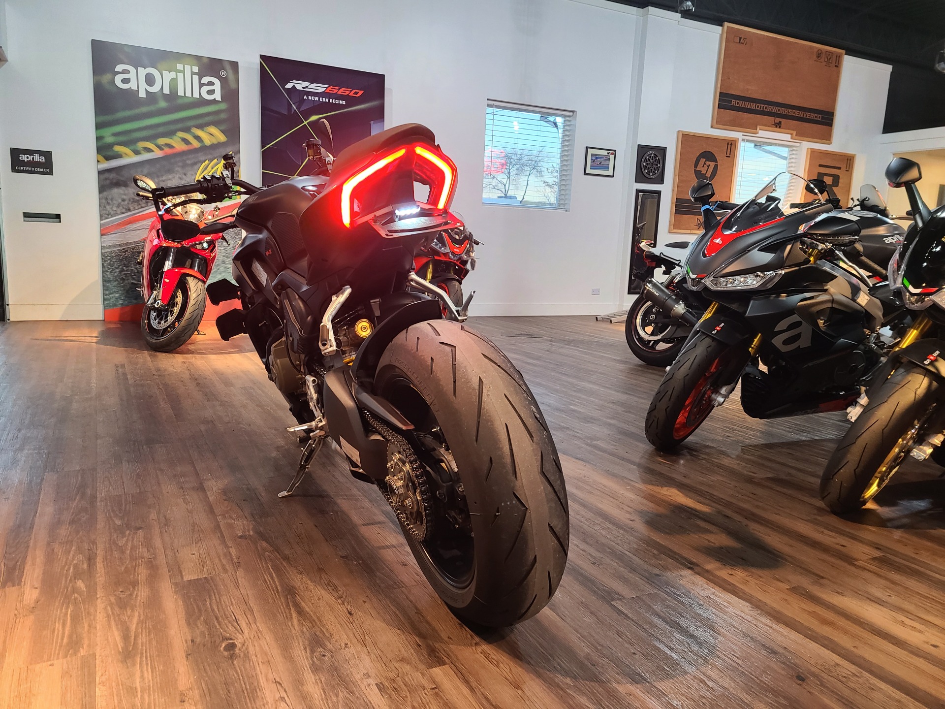 2021 Ducati Streetfighter V4 S in Denver, Colorado - Photo 8