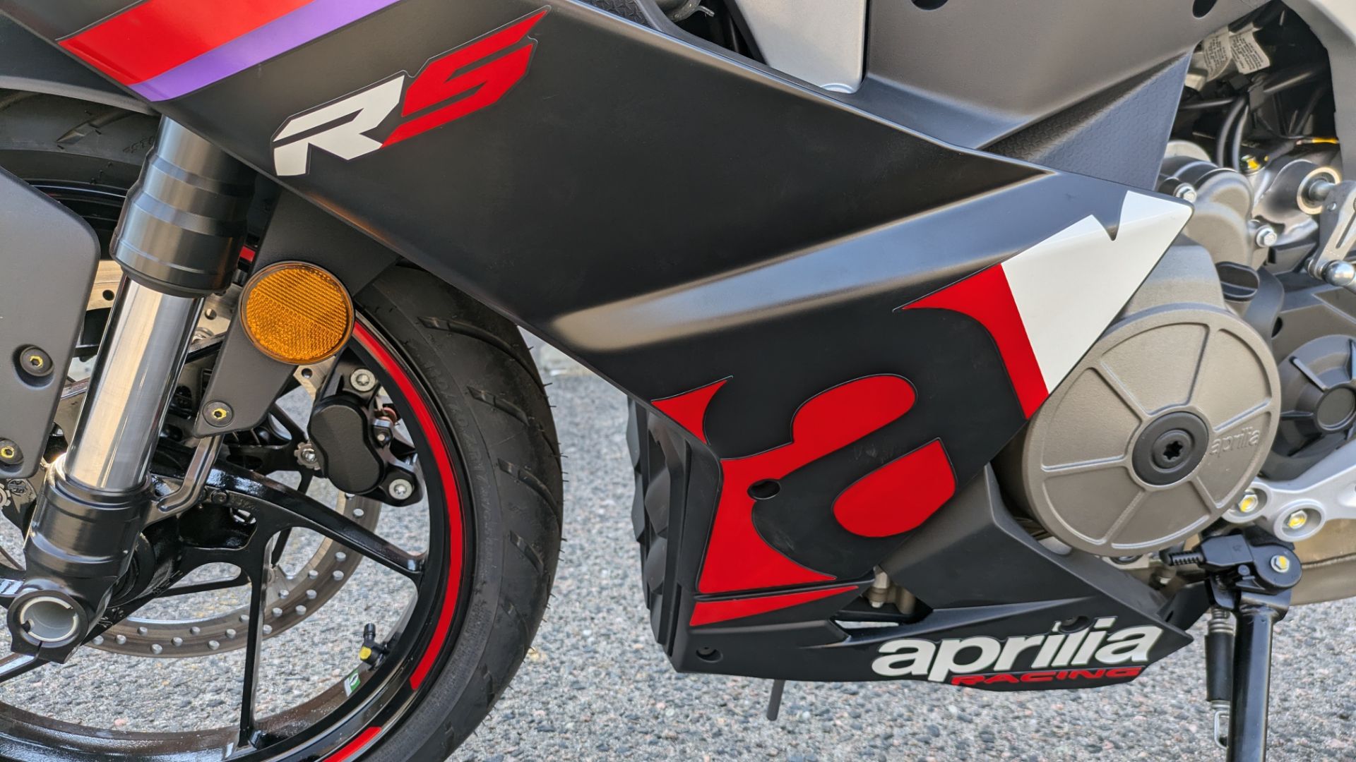 2025 Aprilia RS 457 in Denver, Colorado - Photo 2