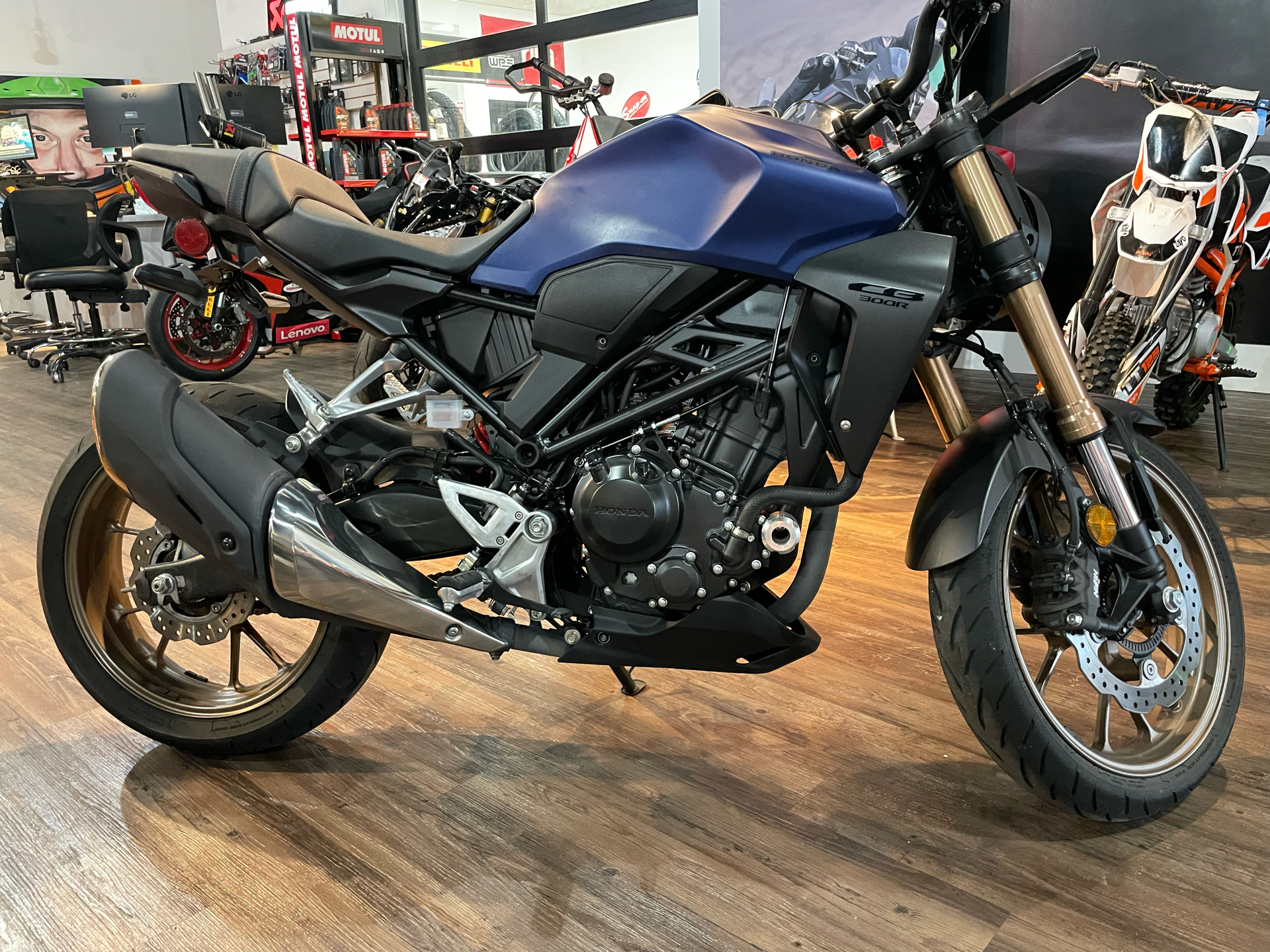 2022 Honda CB300R ABS in Denver, Colorado - Photo 1
