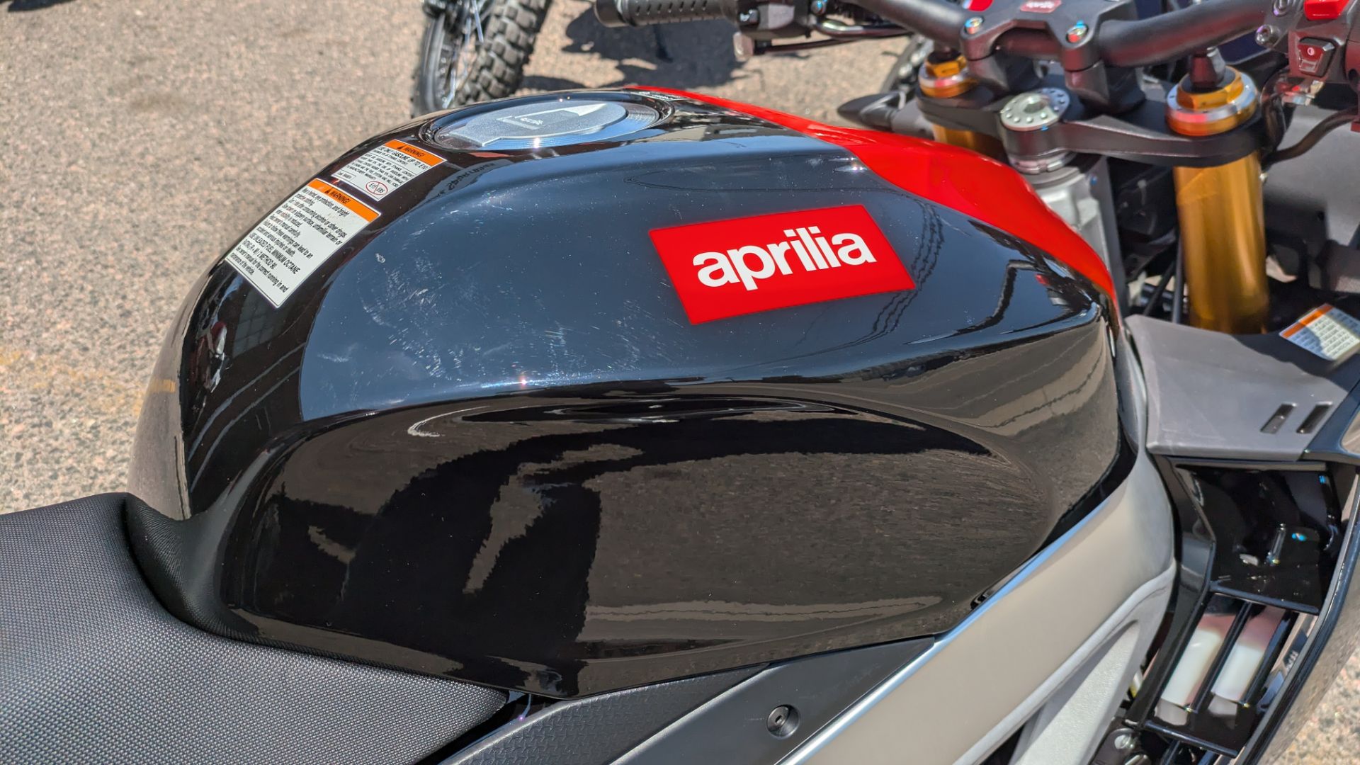 2024 Aprilia Tuono V4 Factory 1100 in Denver, Colorado - Photo 11