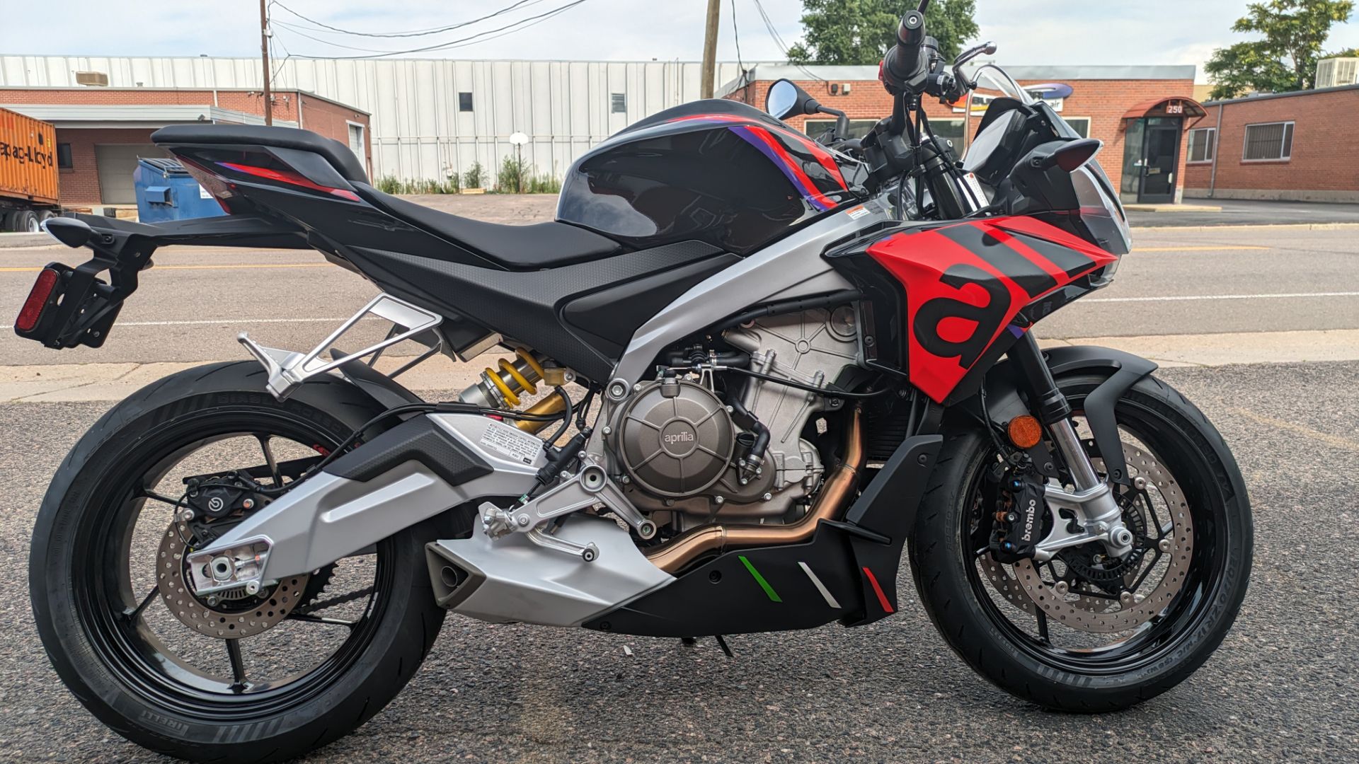 2024 Aprilia Tuono 660 Factory in Denver, Colorado - Photo 9