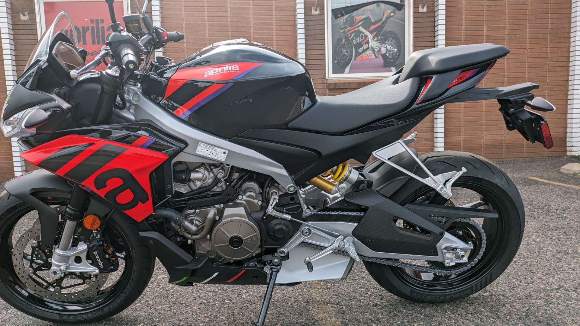 2024 Aprilia Tuono 660 Factory in Denver, Colorado - Photo 15