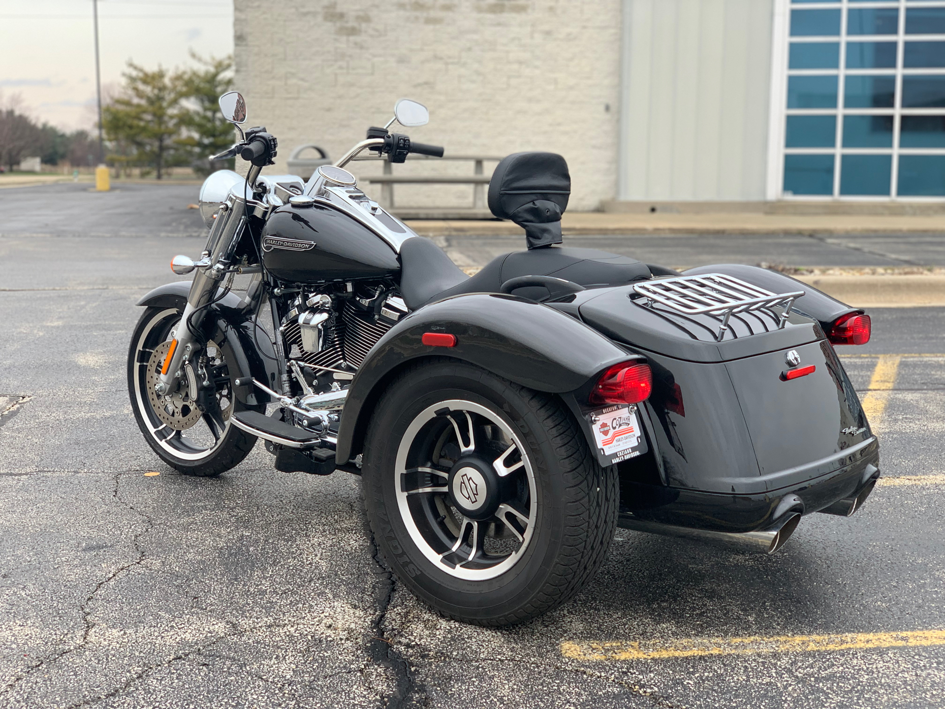 2017 Harley-Davidson Freewheeler in Forsyth, Illinois - Photo 6
