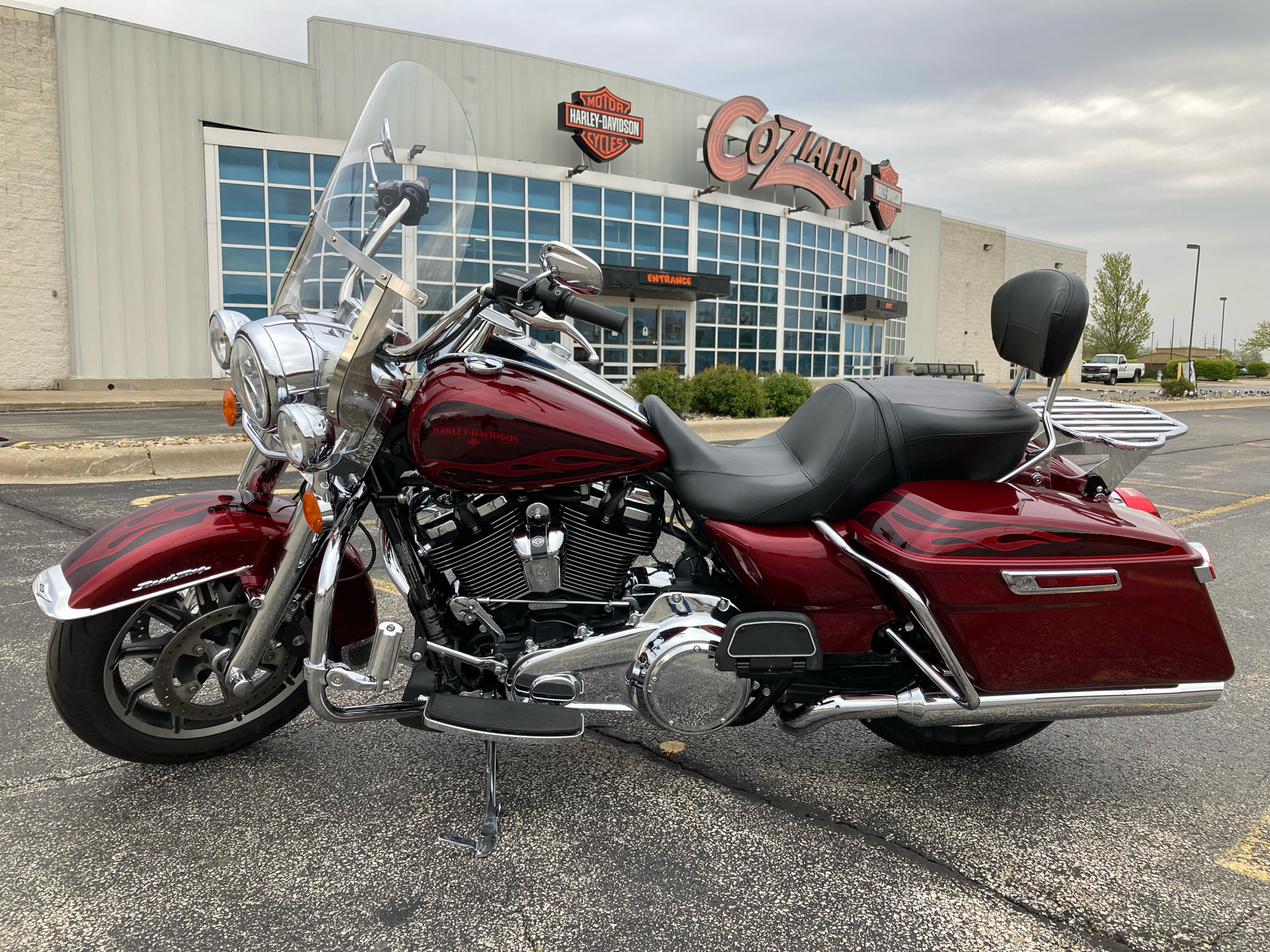 2017 Harley-Davidson Road King® in Forsyth, Illinois - Photo 3