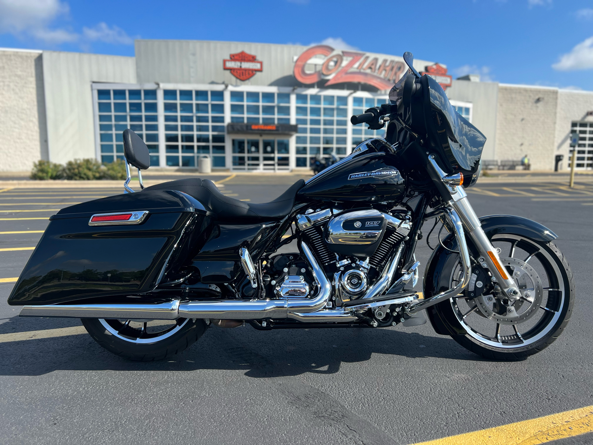 2021 Harley-Davidson Street Glide® in Forsyth, Illinois - Photo 1