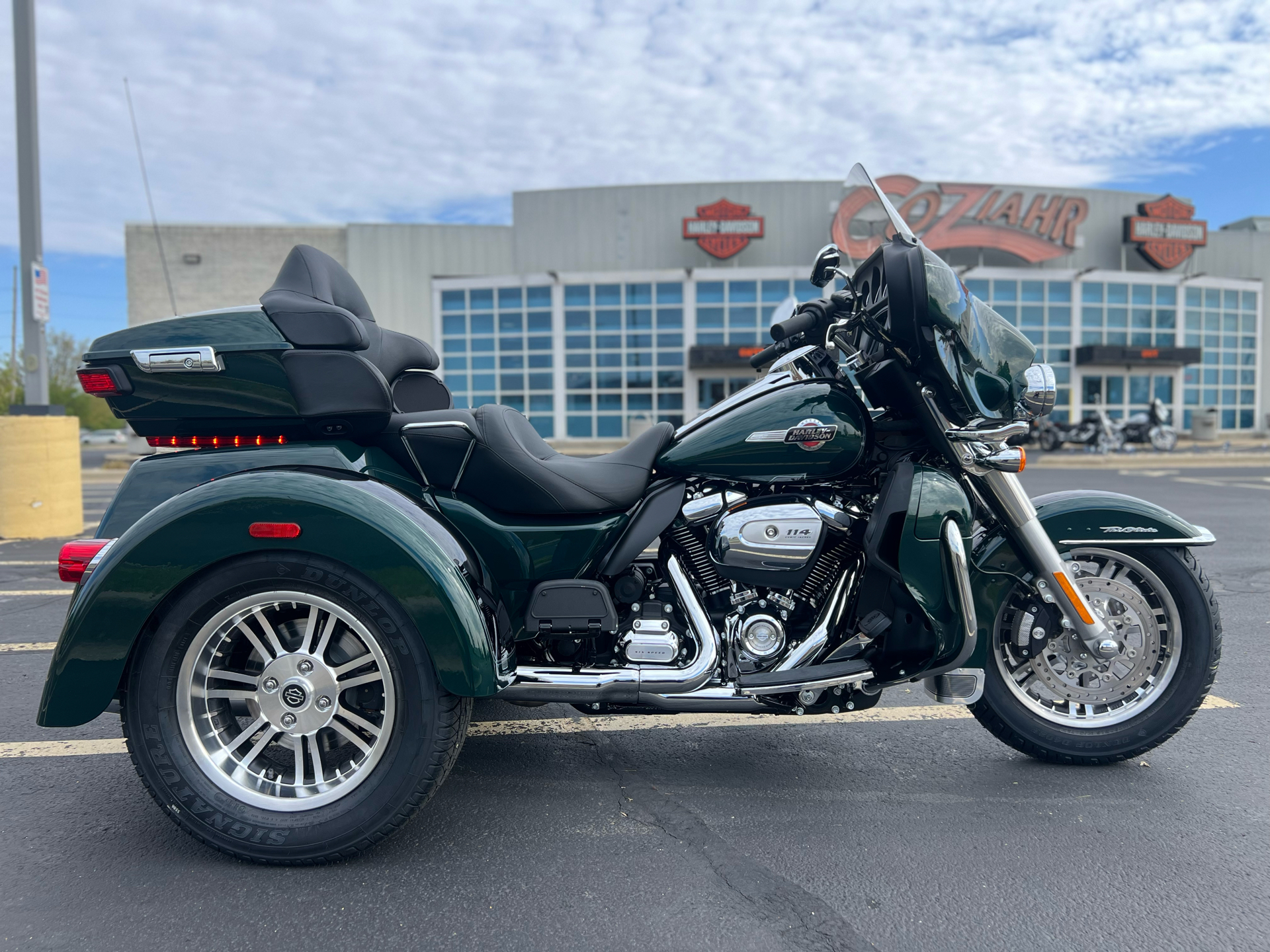 2024 Harley-Davidson Tri Glide® Ultra in Forsyth, Illinois - Photo 1