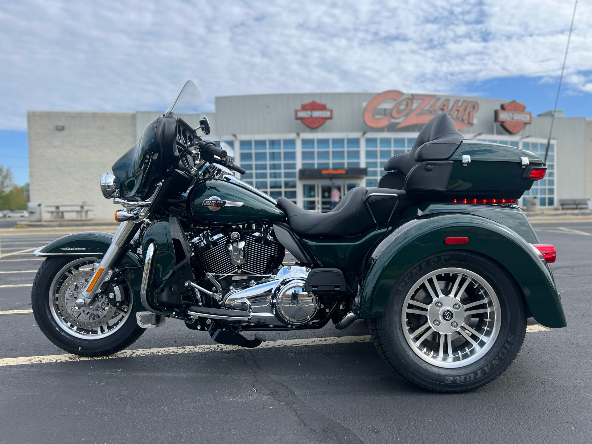 2024 Harley-Davidson Tri Glide® Ultra in Forsyth, Illinois - Photo 4