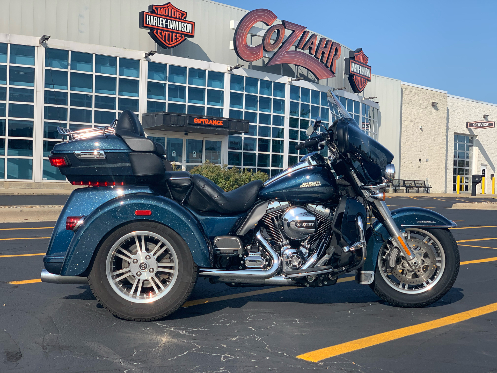 2016 Harley-Davidson Tri Glide® Ultra in Forsyth, Illinois - Photo 1