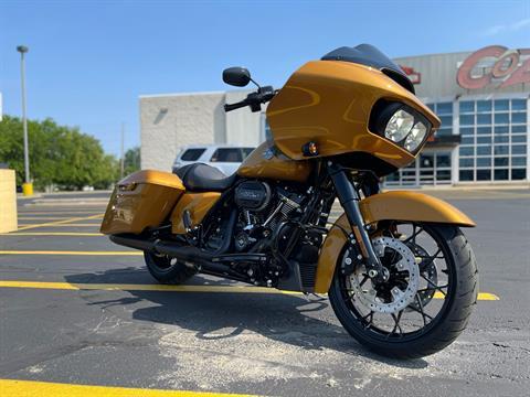 2023 Harley-Davidson Road Glide® Special in Forsyth, Illinois - Photo 2