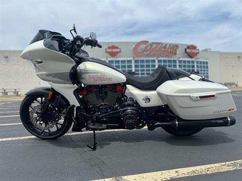2024 Harley-Davidson CVO™ Road Glide® ST in Forsyth, Illinois - Photo 4