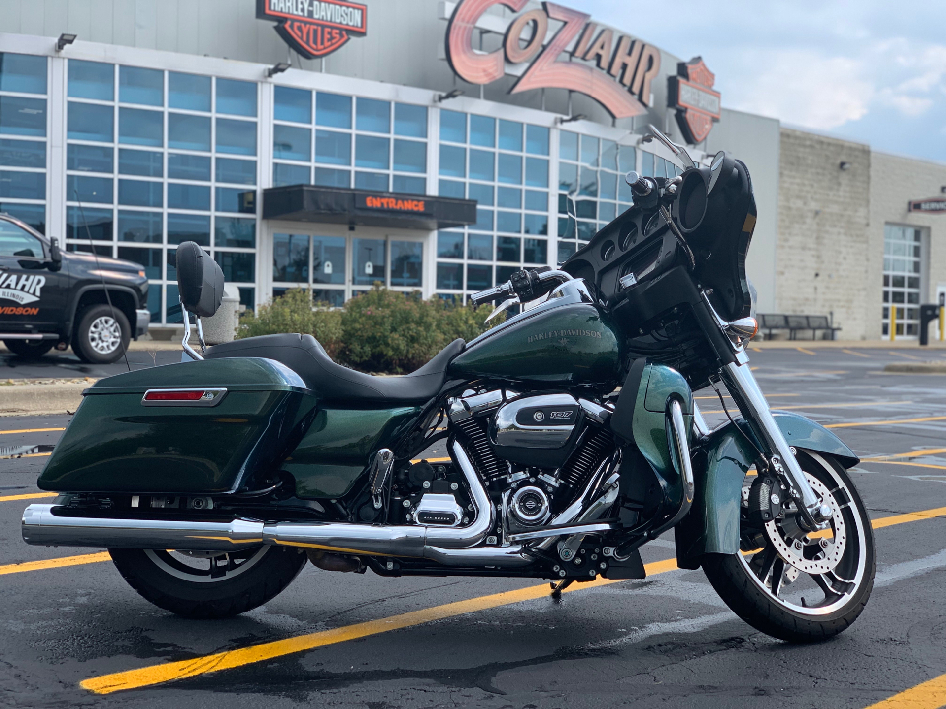 2018 Harley-Davidson Street Glide® in Forsyth, Illinois - Photo 1