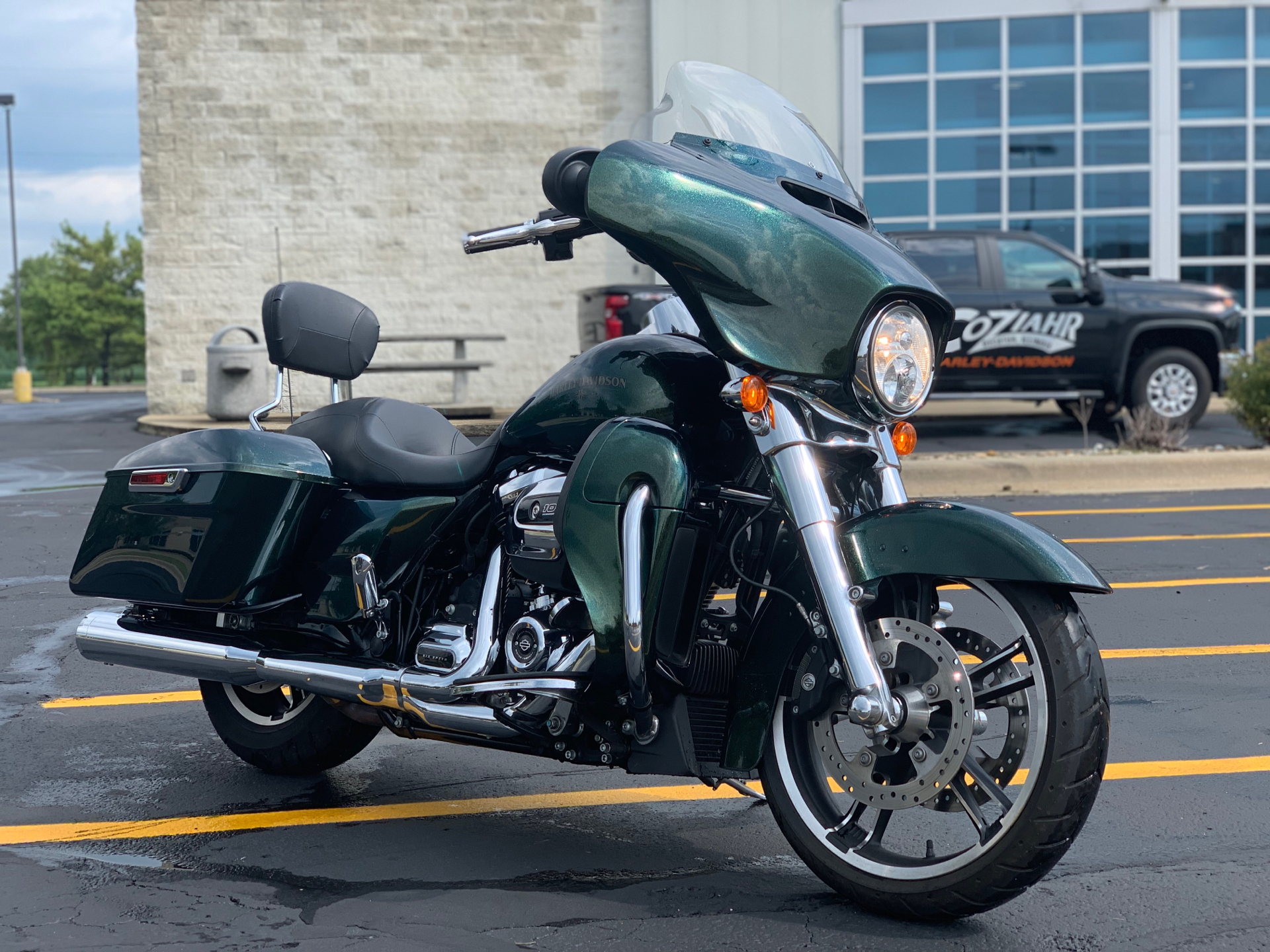 2018 Harley-Davidson Street Glide® in Forsyth, Illinois - Photo 2
