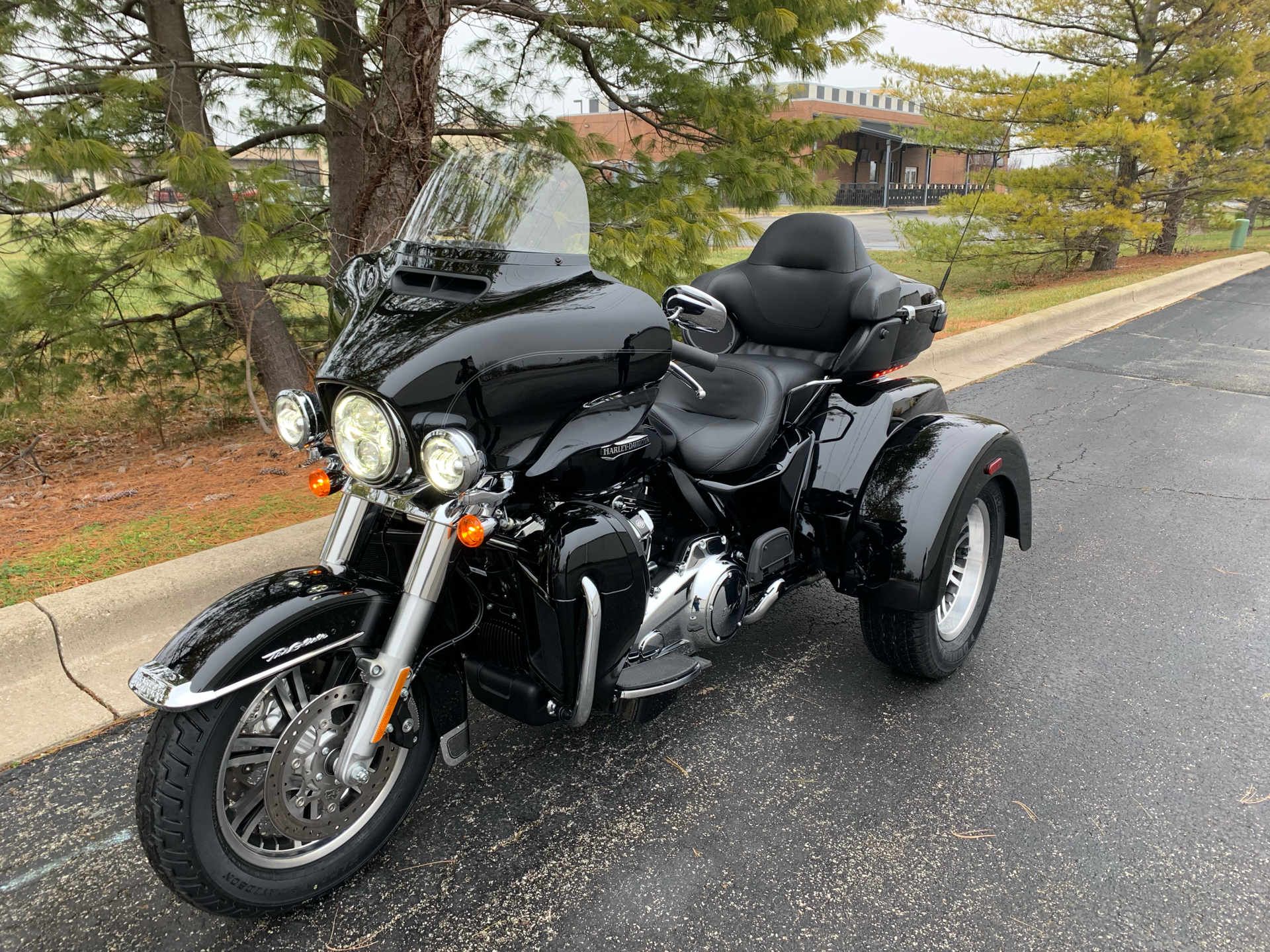 2021 Harley-Davidson Tri Glide® Ultra in Forsyth, Illinois - Photo 5