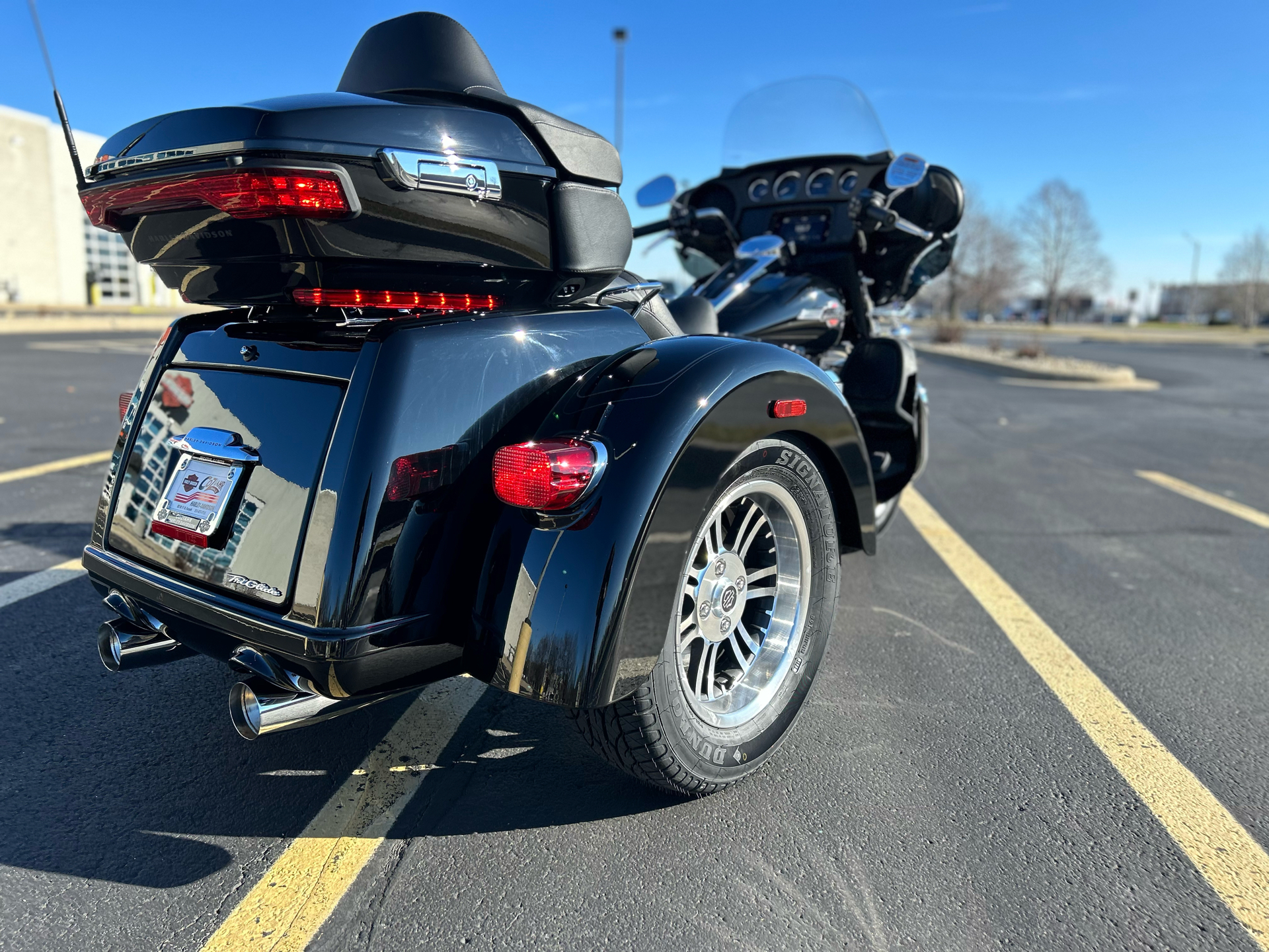 2024 Harley-Davidson Tri Glide® Ultra in Forsyth, Illinois - Photo 3