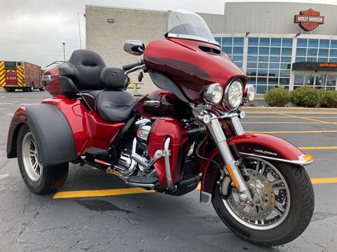 2018 Harley-Davidson Tri Glide® Ultra in Forsyth, Illinois - Photo 2