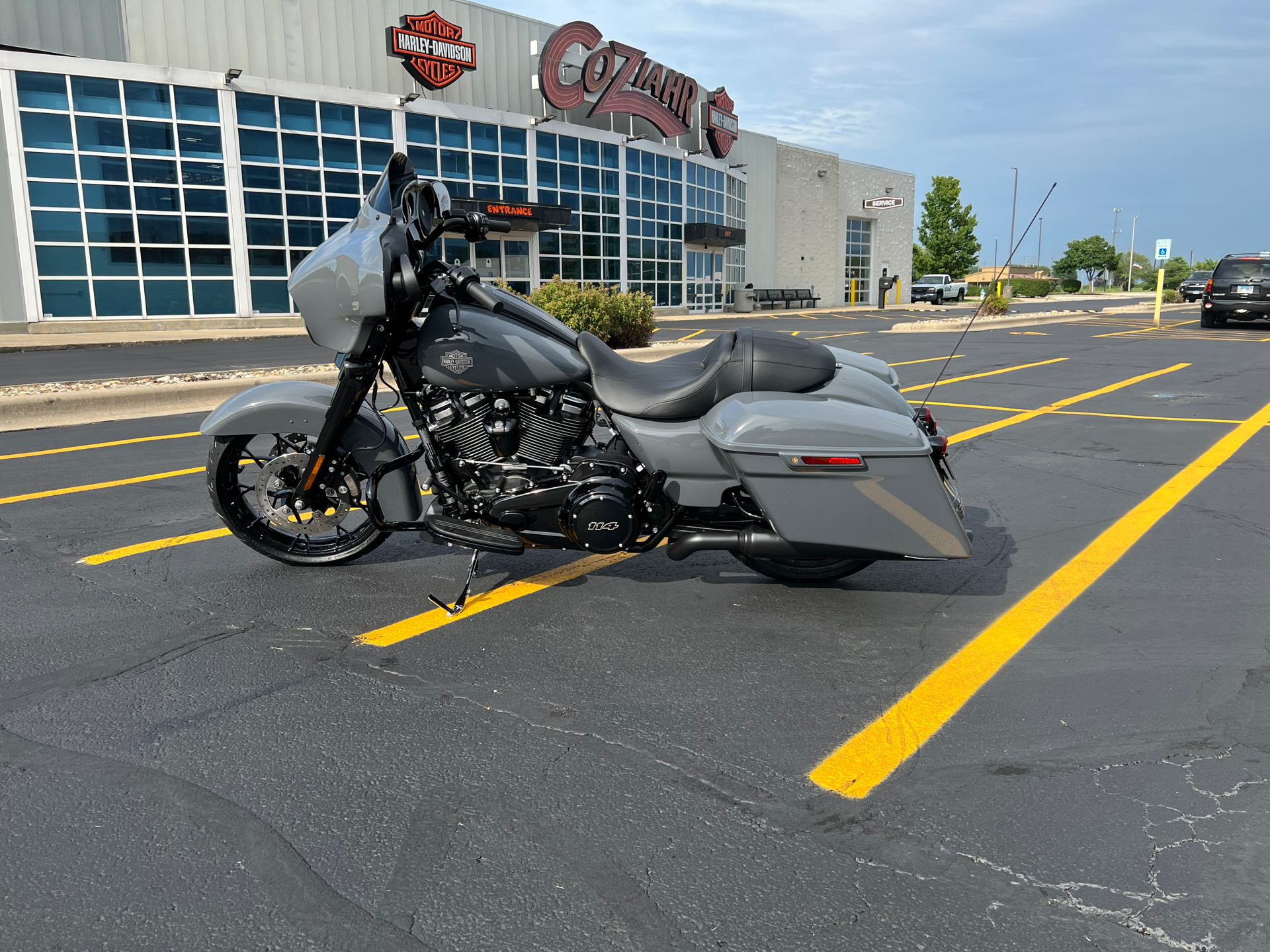 2022 Harley-Davidson Street Glide® Special in Forsyth, Illinois - Photo 4