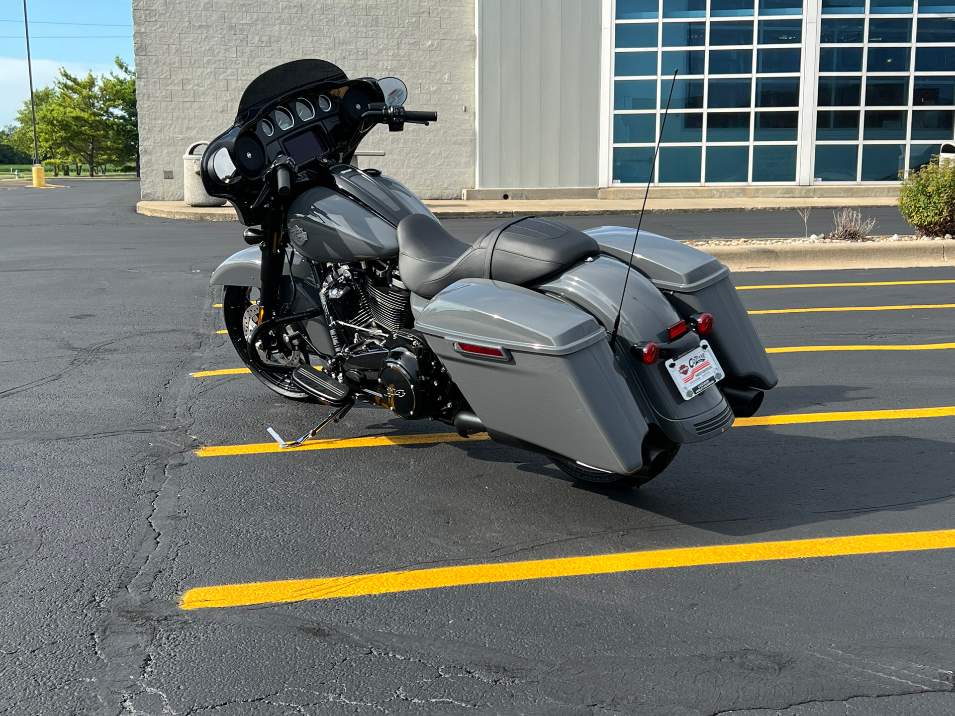 2022 Harley-Davidson Street Glide® Special in Forsyth, Illinois - Photo 6