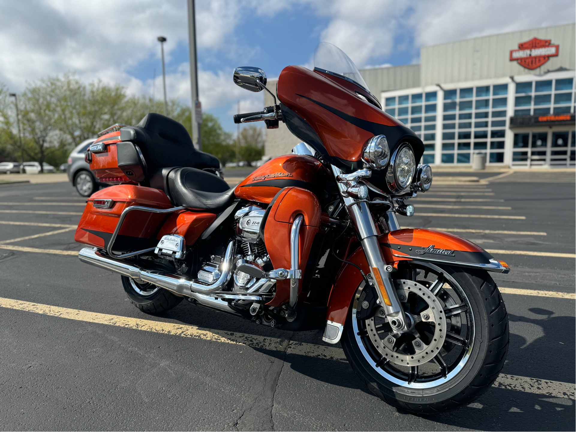 2019 Harley-Davidson Ultra Limited in Forsyth, Illinois - Photo 2