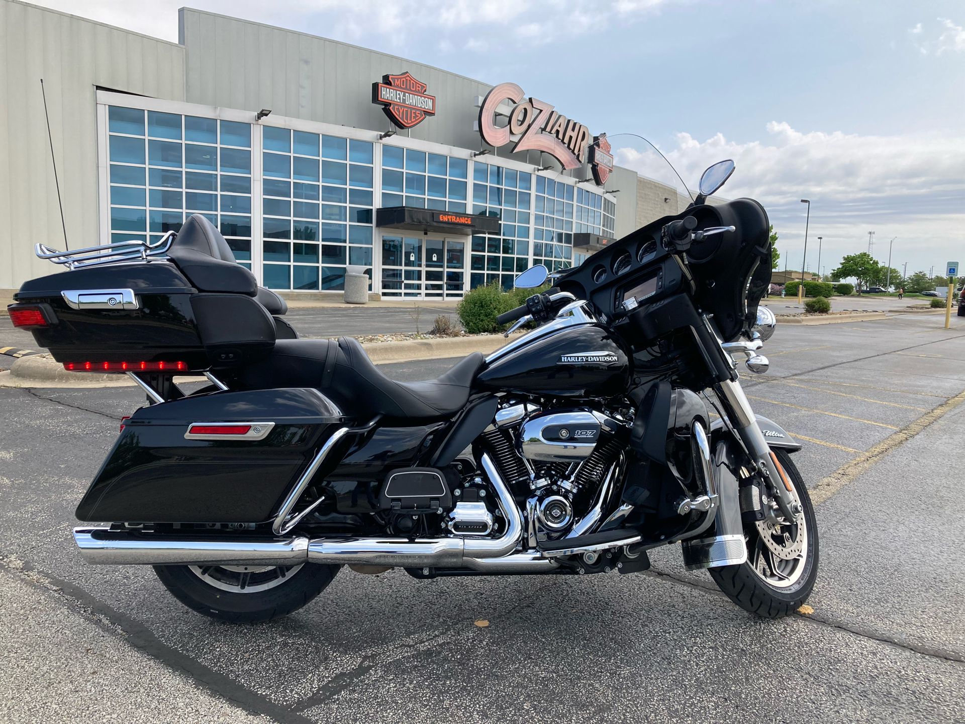 2018 Harley-Davidson Electra Glide® Ultra Classic® in Forsyth, Illinois - Photo 1