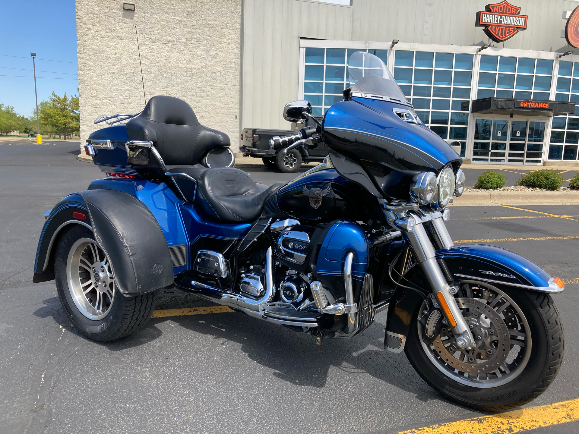2018 Harley-Davidson 115th Anniversary Tri Glide® Ultra in Forsyth, Illinois - Photo 2