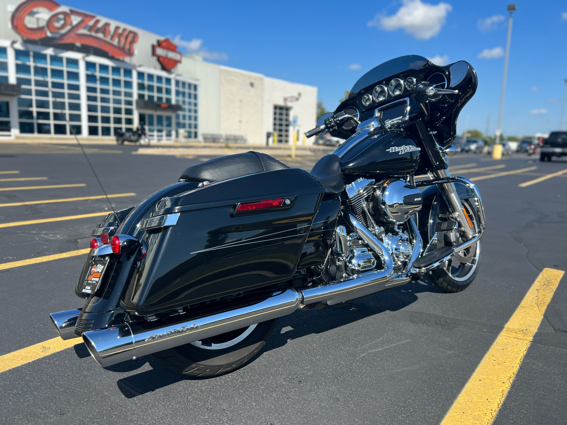 2014 Harley-Davidson Street Glide® Special in Forsyth, Illinois - Photo 3