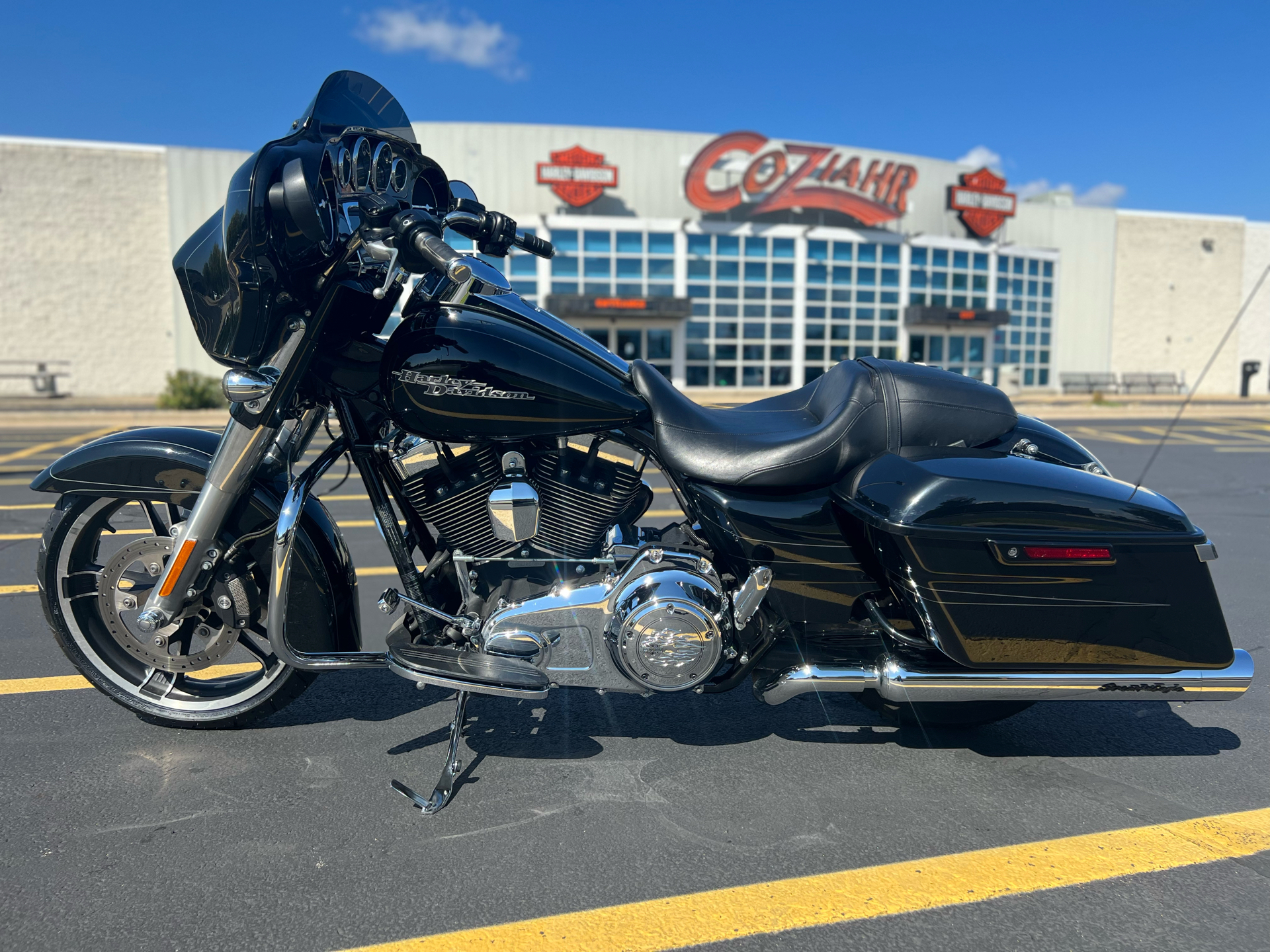 2014 Harley-Davidson Street Glide® Special in Forsyth, Illinois - Photo 4