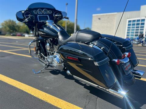 2014 Harley-Davidson Street Glide® Special in Forsyth, Illinois - Photo 6