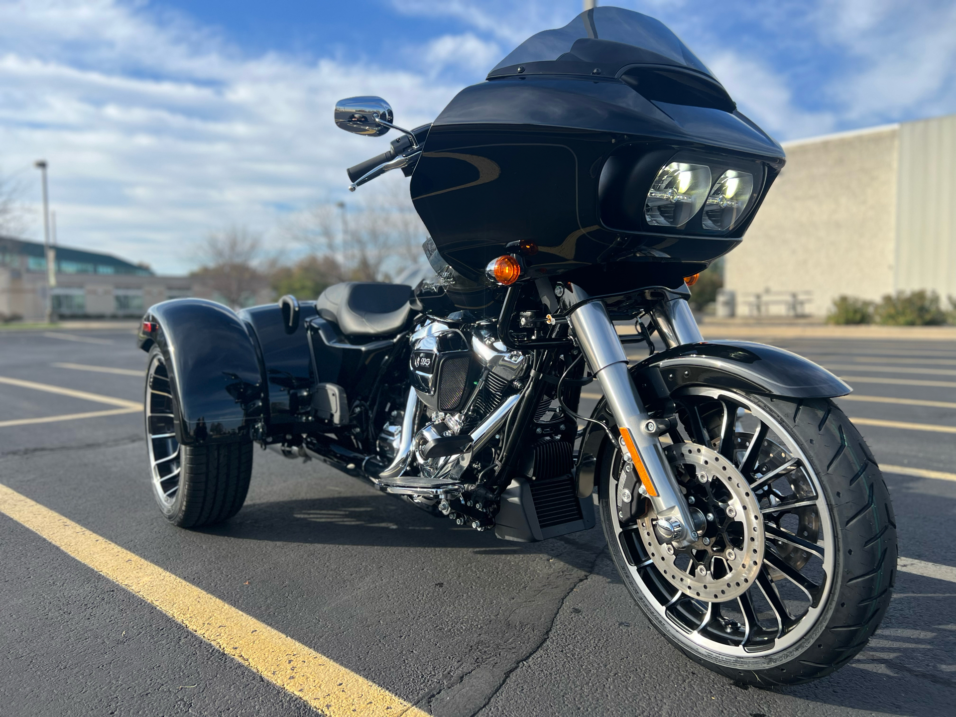 2023 Harley-Davidson Road Glide® 3 in Forsyth, Illinois - Photo 2