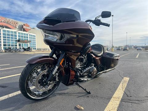 2024 Harley-Davidson CVO™ Road Glide® in Forsyth, Illinois - Photo 5