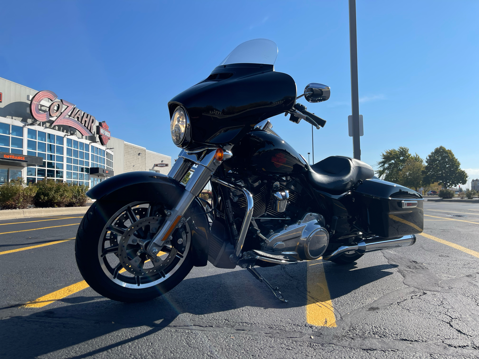 2019 Harley-Davidson Electra Glide® Standard in Forsyth, Illinois - Photo 5