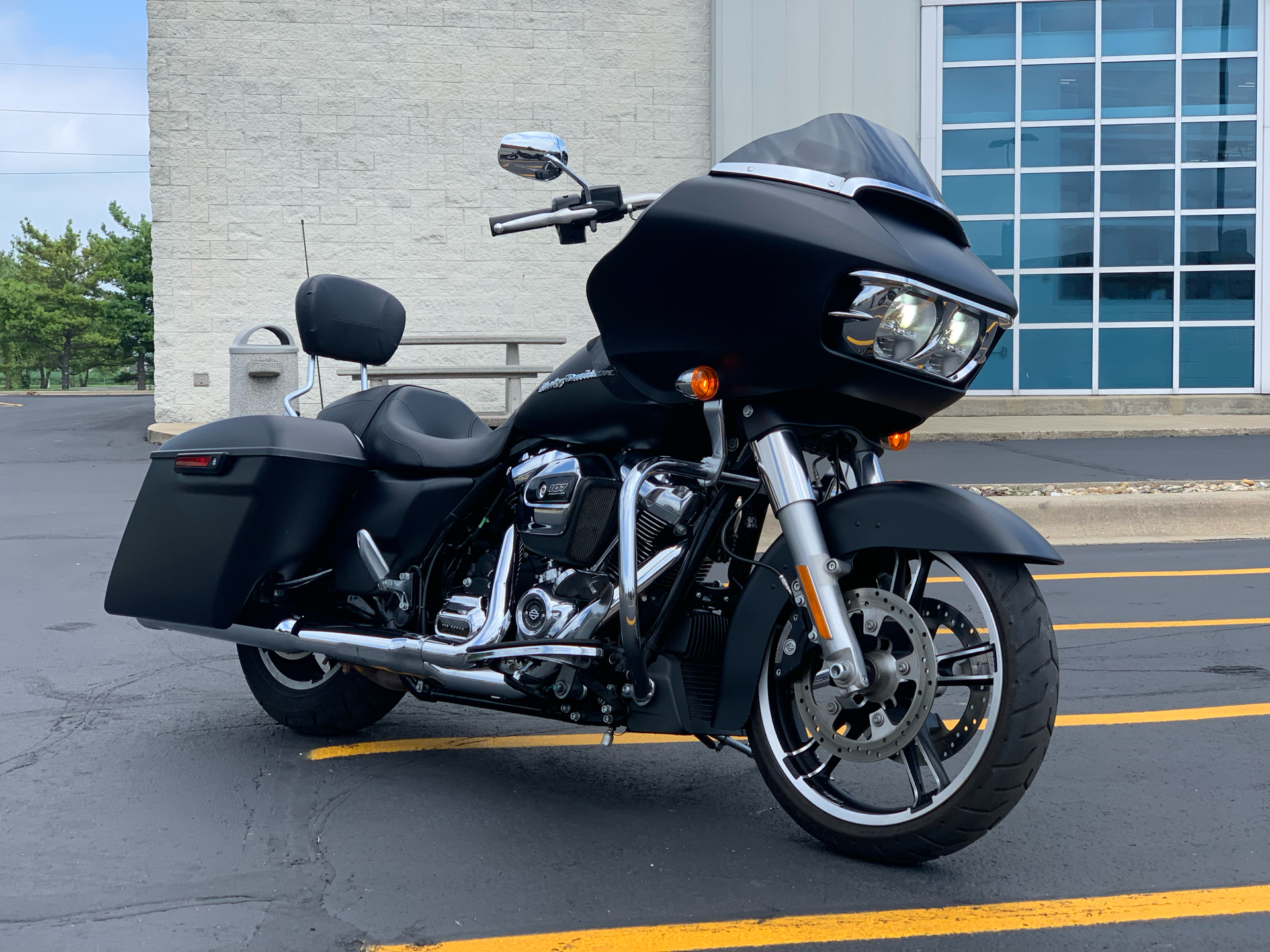 2017 Harley-Davidson Road Glide® Special in Forsyth, Illinois - Photo 2