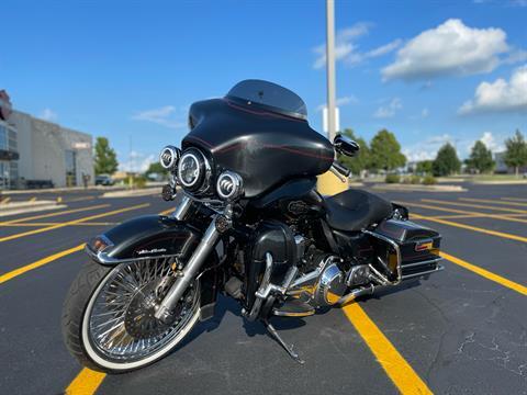 2009 Harley-Davidson Ultra Classic® Electra Glide® in Forsyth, Illinois - Photo 5