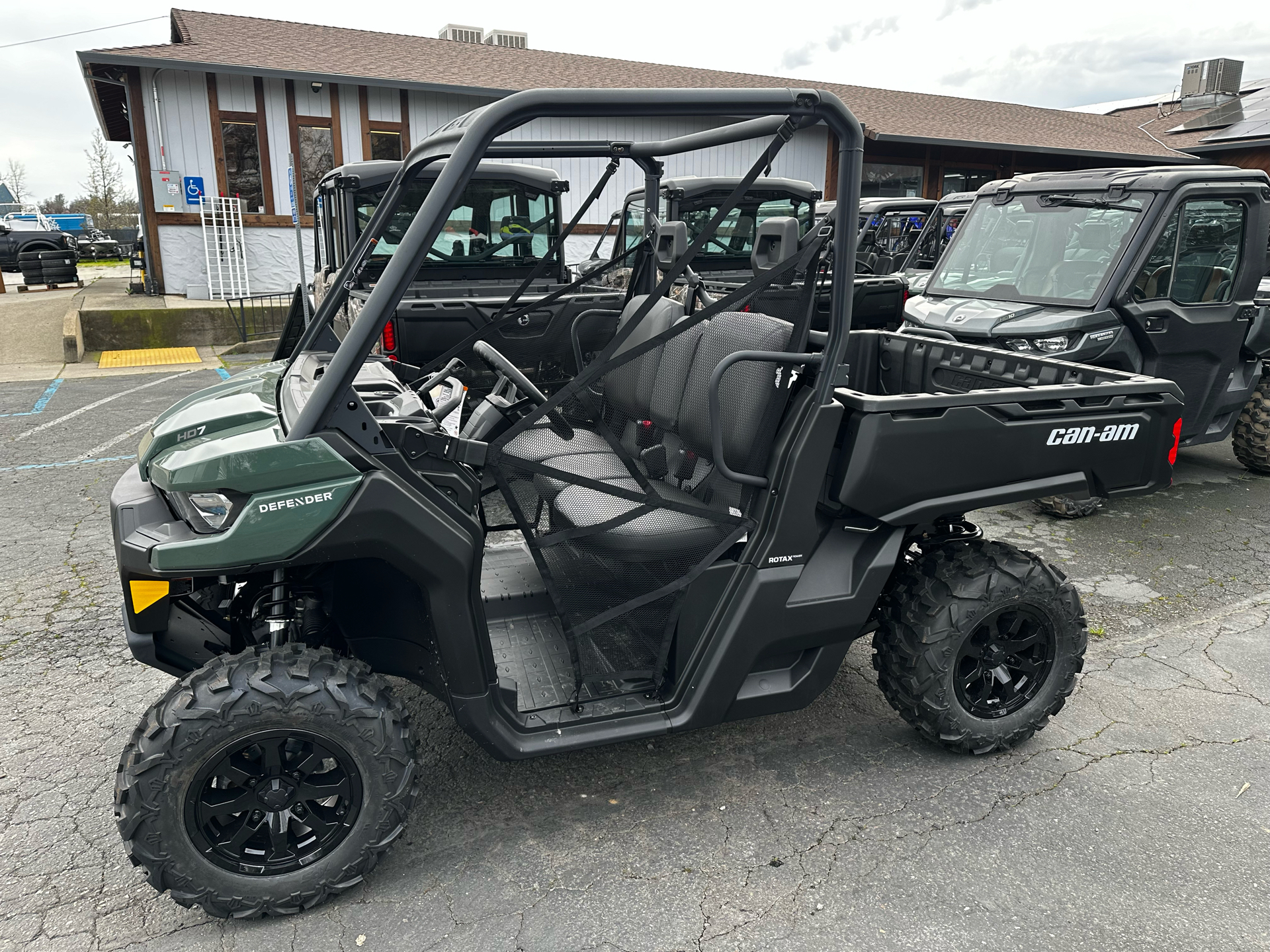2024 Can-Am Defender DPS HD7 in Redding, California - Photo 2