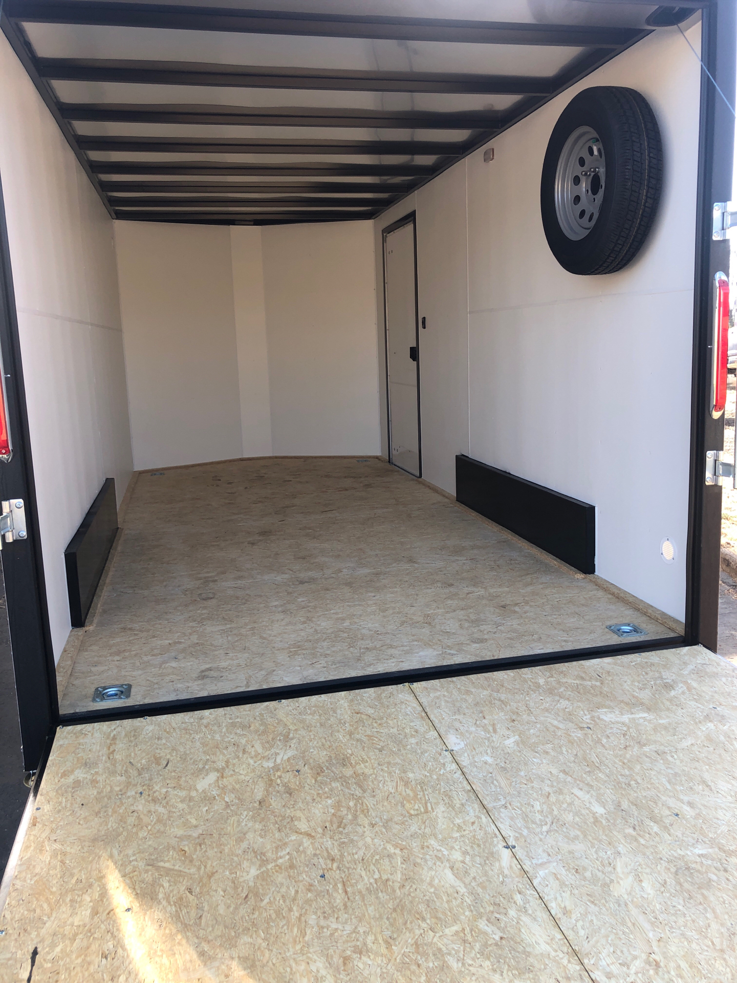2022 Charmac Trailers 7x16 STEALTH CARGO V-NOSE in Redding, California - Photo 5