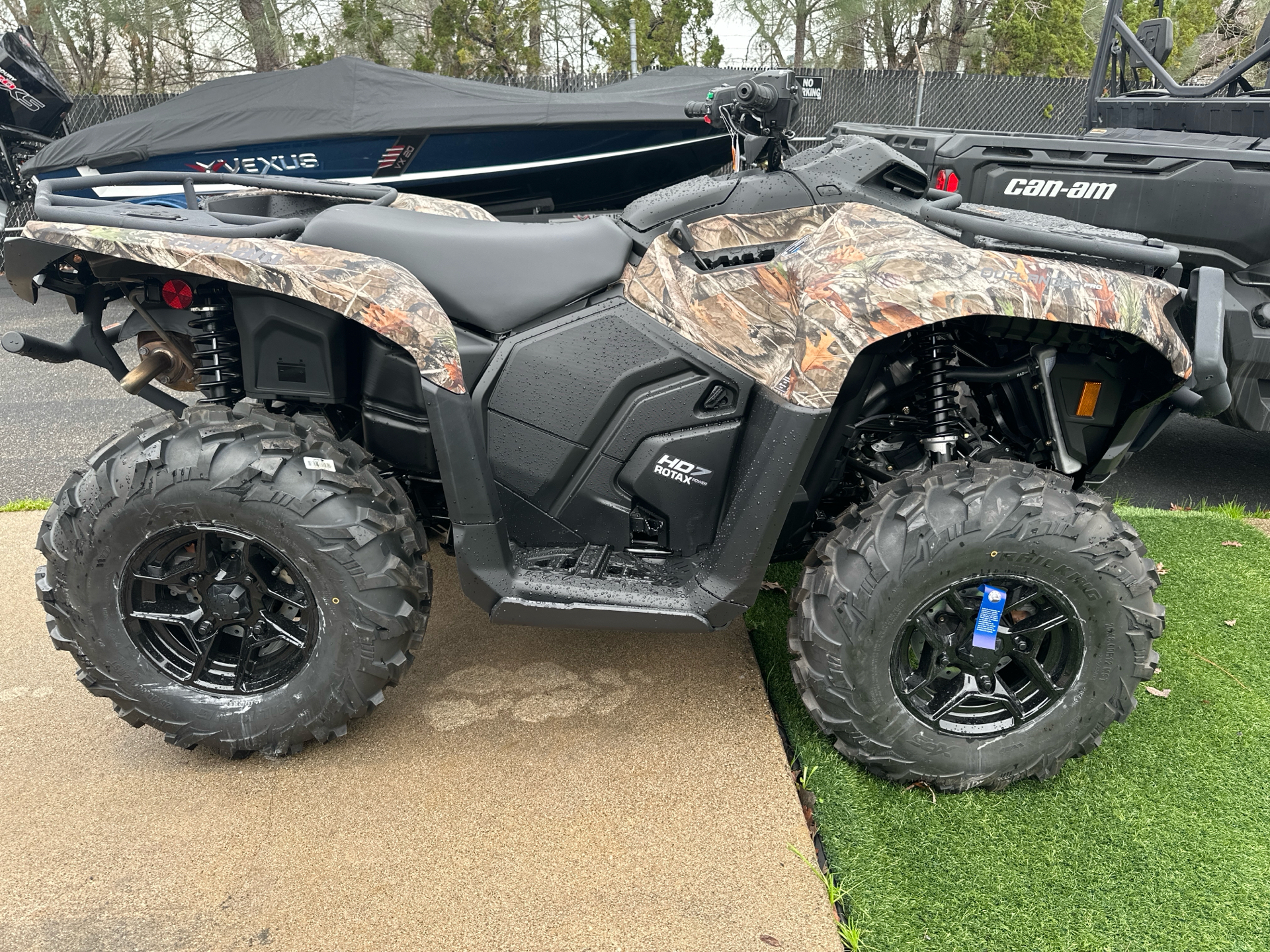 2024 Can-Am Outlander PRO Hunting Edition HD7 in Redding, California - Photo 1