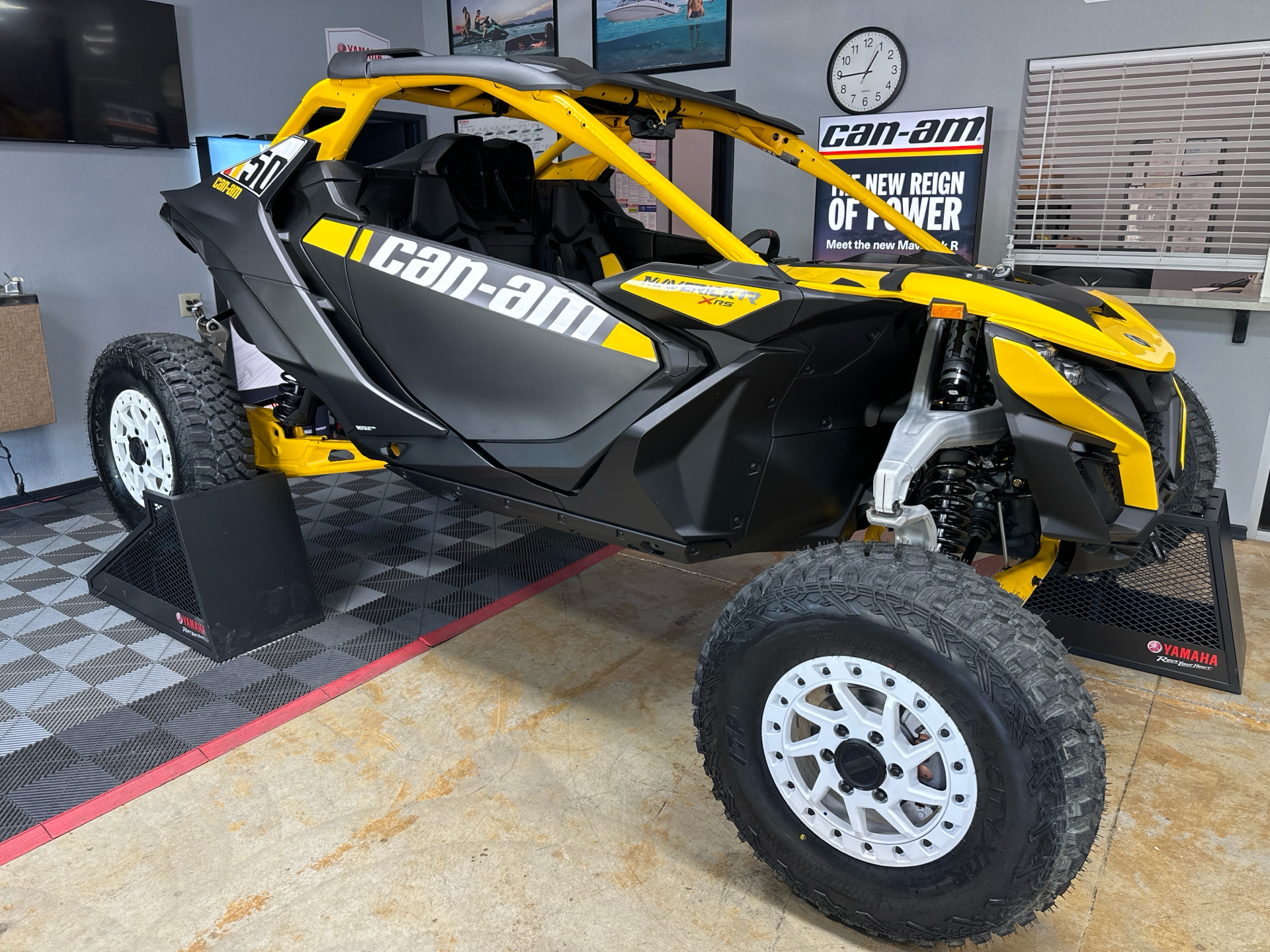 2024 Can-Am Maverick R X RS with Smart-Shox in Redding, California - Photo 2