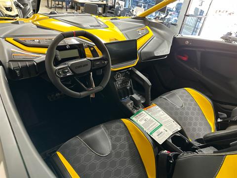 2024 Can-Am Maverick R X RS with Smart-Shox in Redding, California - Photo 6