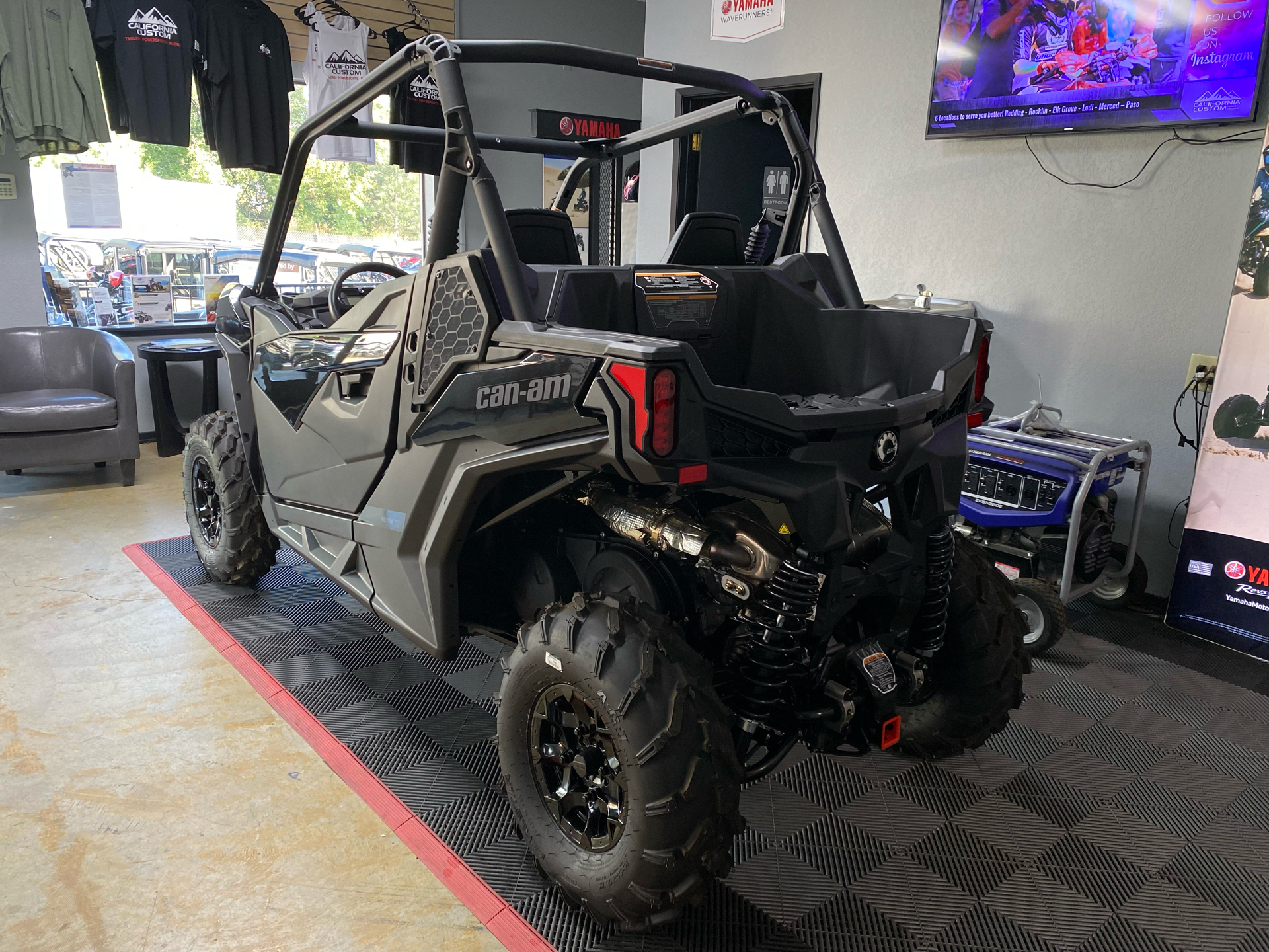 2025 Can-Am Maverick Trail DPS 1000R in Redding, California - Photo 4