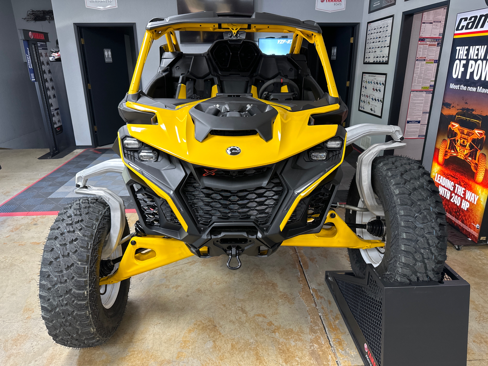 2024 Can-Am Maverick R X RS 999T DCT in Redding, California - Photo 13