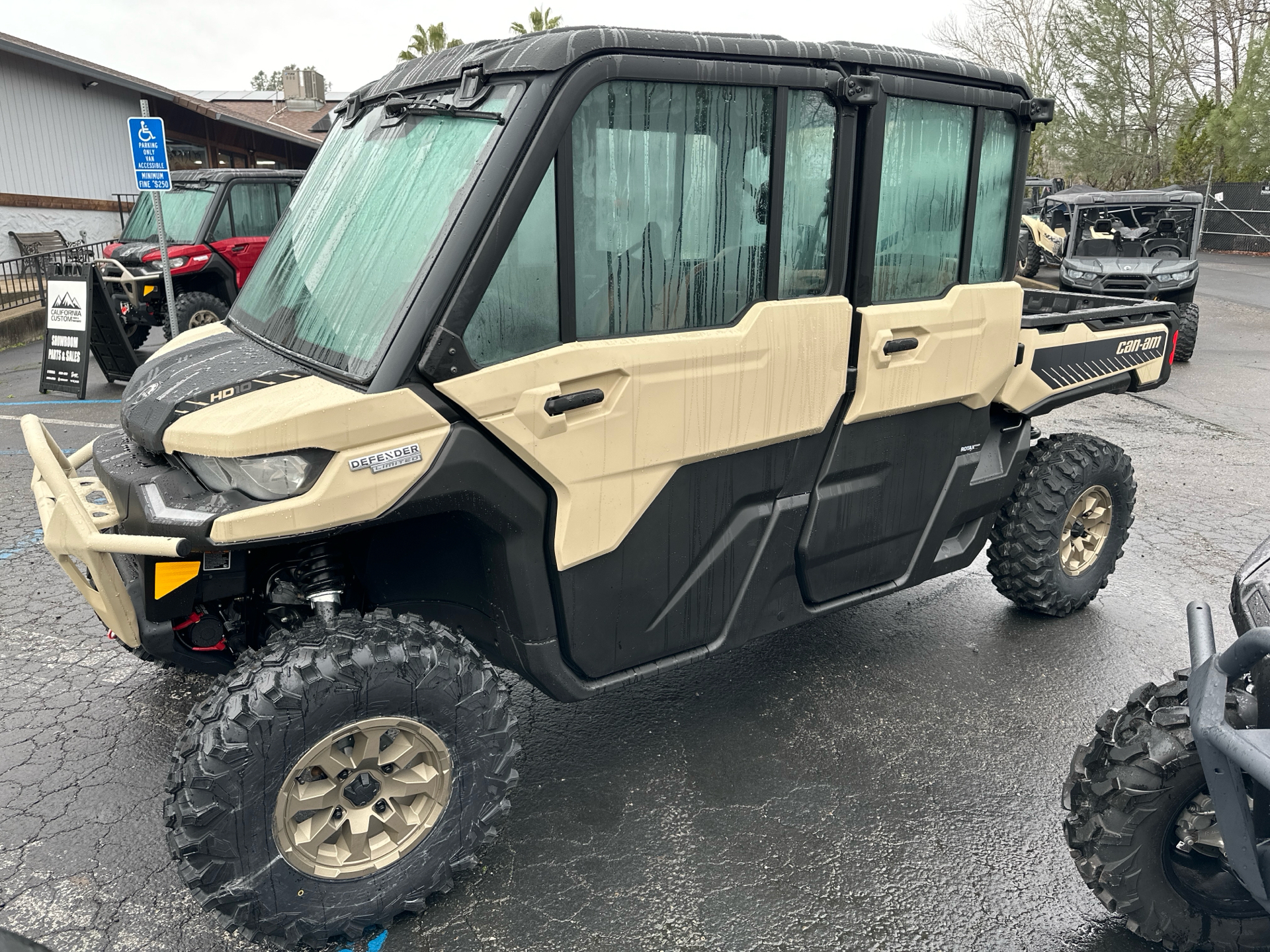 2024 Can-Am Defender MAX Limited HD10 in Redding, California - Photo 4