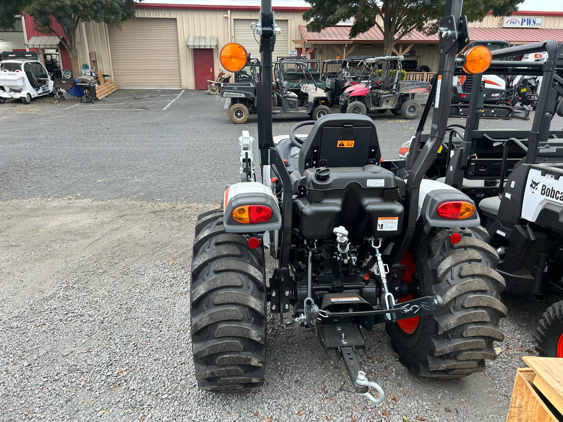 2023 Bobcat CT2025 Compact Tractor HST in Paso Robles, California - Photo 4