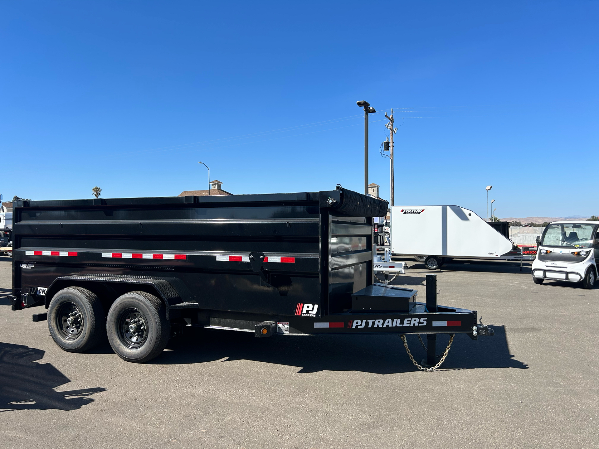2024 PJ Trailers 14X83 LOW PRO HIGH SIDE DUMP in Paso Robles, California - Photo 2
